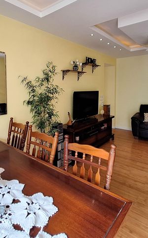 Apartamento para alugar com 75m², 2 quartos e 1 vaga Apartamento para alugar com 75m², 2 quartos e 1 vagaSala