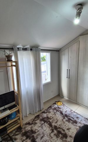 Casa de condomínio à venda com 80m², 2 quartos e 1 vaga Casa de condomínio à venda com 80m², 2 quartos e 1 vagaQuarto