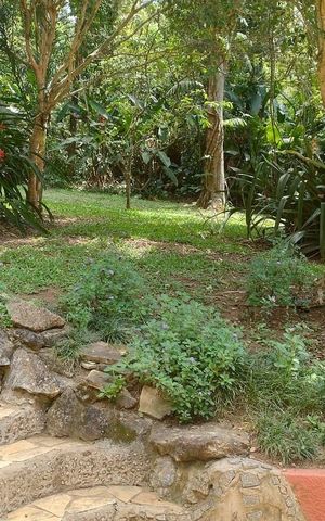 Casa de condomínio para alugar com 216m², 4 quartos e 4 vagas Casa de condomínio para alugar com 216m², 4 quartos e 4 vagasÁrea externa