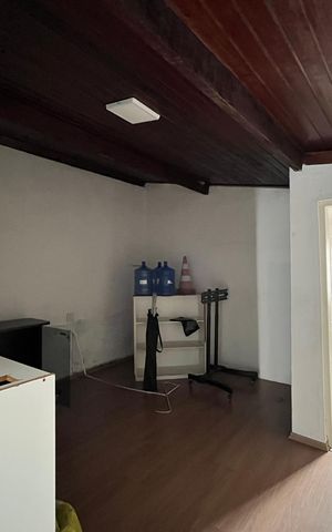 Casa para alugar com 186m², 5 quartos e 3 vagas