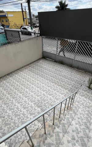 Casa para alugar com 186m², 5 quartos e 3 vagas
