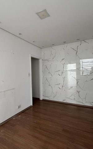 Casa para alugar com 186m², 5 quartos e 3 vagas