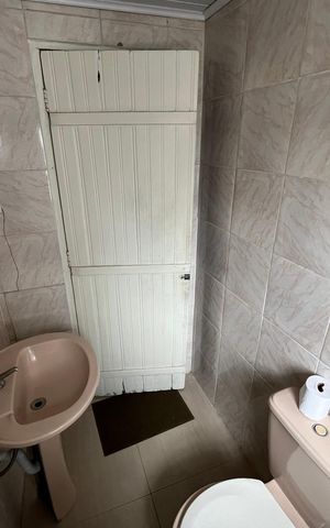 Casa para alugar com 186m², 5 quartos e 3 vagas