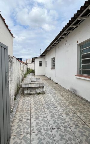 Casa para alugar com 186m², 5 quartos e 3 vagas