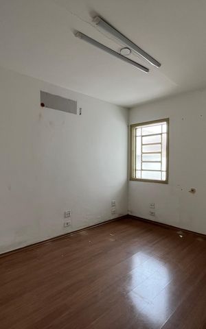 Casa para alugar com 186m², 5 quartos e 3 vagas