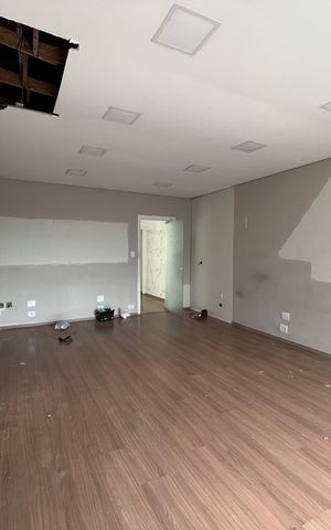 Casa para alugar com 186m², 5 quartos e 3 vagas