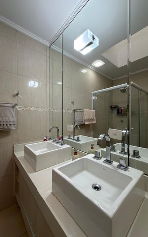 Apartamento à venda com 145m², 3 quartos e 3 vagasBanheiro Suíte