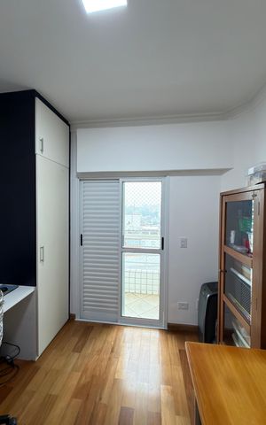 Apartamento à venda com 145m², 3 quartos e 3 vagasQuarto 2