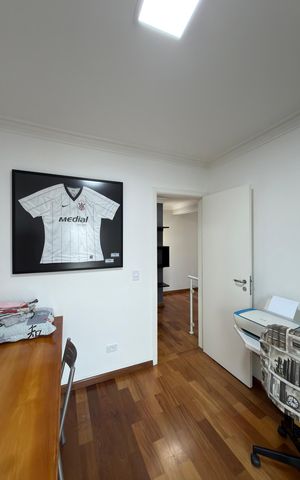 Apartamento à venda com 145m², 3 quartos e 3 vagasQuarto 2