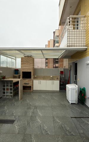 Apartamento à venda com 145m², 3 quartos e 3 vagasVaranda