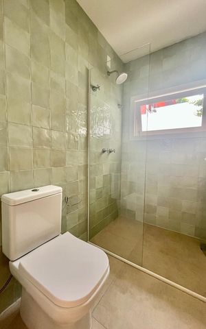 Casa para alugar com 220m², 3 quartos e 2 vagas Casa para alugar com 220m², 3 quartos e 2 vagasBanheiro 1