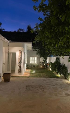 Casa para alugar com 220m², 3 quartos e 2 vagas Casa para alugar com 220m², 3 quartos e 2 vagasÁrea externa