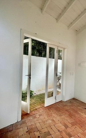 Casa para alugar com 220m², 3 quartos e 2 vagas Casa para alugar com 220m², 3 quartos e 2 vagasÁrea externa