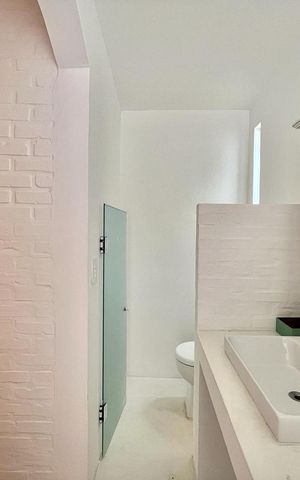 Casa para alugar com 220m², 3 quartos e 2 vagas Casa para alugar com 220m², 3 quartos e 2 vagasBanheiro 2