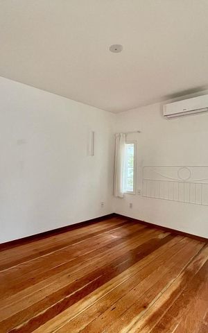 Casa para alugar com 220m², 3 quartos e 2 vagas Casa para alugar com 220m², 3 quartos e 2 vagasQuarto 2