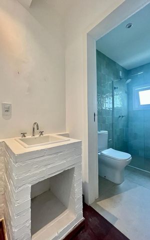 Casa para alugar com 220m², 3 quartos e 2 vagas Casa para alugar com 220m², 3 quartos e 2 vagasBanheiro 1