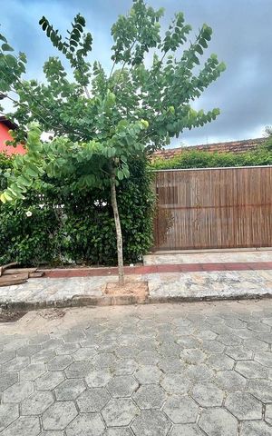 Casa para alugar com 220m², 3 quartos e 2 vagas Casa para alugar com 220m², 3 quartos e 2 vagasFachada