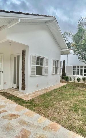 Casa para alugar com 220m², 3 quartos e 2 vagas Casa para alugar com 220m², 3 quartos e 2 vagasÁrea externa