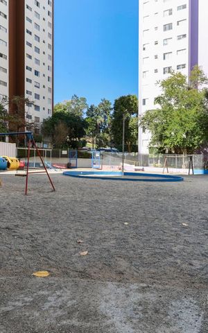 Apartamento à venda com 65m², 2 quartos e 1 vaga Apartamento à venda com 65m², 2 quartos e 1 vagaÁrea comum - Playground