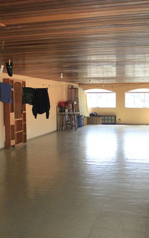 Casa para alugar com 250m², 5 quartos e 3 vagasTerraço coberto