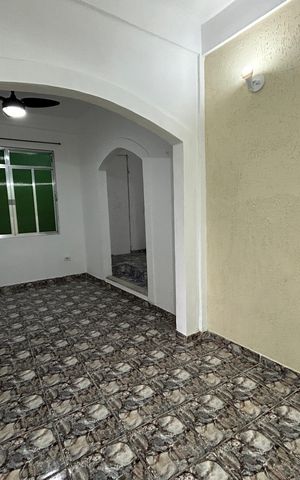 Casa para alugar com 129m², 2 quartos e sem vagaSala