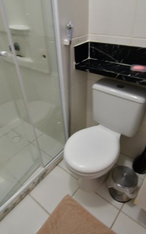 Apartamento à venda com 55m², 2 quartos e 1 vagaBanheiro Social