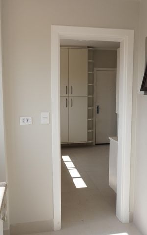 Apartamento à venda com 140m², 2 quartos e 2 vagasCozinha e Área de Serviço