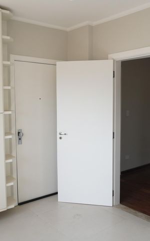 Apartamento à venda com 140m², 2 quartos e 2 vagasCozinha e Área de Serviço