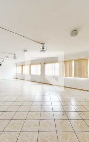 Apartamento para alugar com 45m², 2 quartos e 1 vaga Apartamento para alugar com 45m², 2 quartos e 1 vagaÁrea comum - Salão de festas