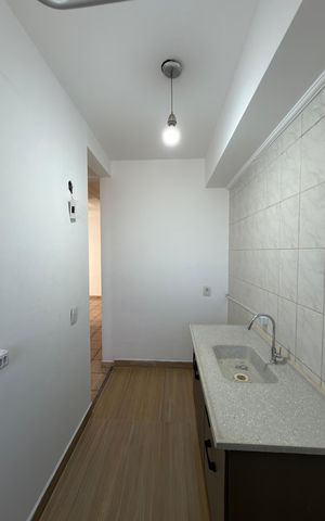 Apartamento para alugar com 45m², 2 quartos e 1 vaga Apartamento para alugar com 45m², 2 quartos e 1 vagaCozinha e Área de Serviço