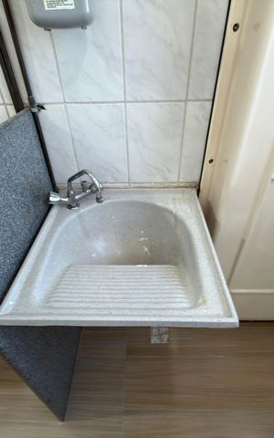 Apartamento para alugar com 45m², 2 quartos e 1 vaga Apartamento para alugar com 45m², 2 quartos e 1 vagaCozinha e Área de Serviço
