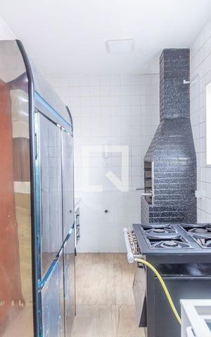 Apartamento para alugar com 45m², 2 quartos e 1 vaga Apartamento para alugar com 45m², 2 quartos e 1 vagaÁrea comum - Churrasqueira