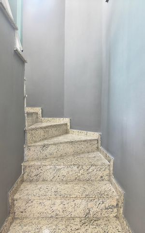 Casa de condomínio para alugar com 300m², 3 quartos e 2 vagas