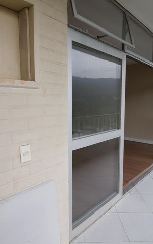 Apartamento à venda com 147m², 4 quartos e 1 vagaVaranda