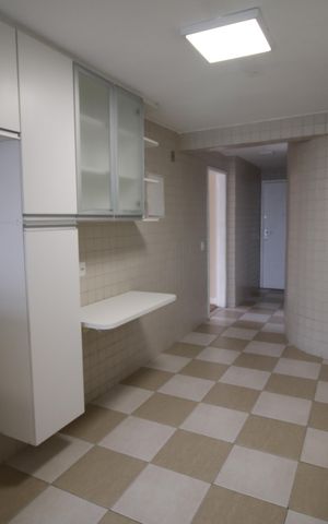Apartamento à venda com 147m², 4 quartos e 1 vagaCozinha
