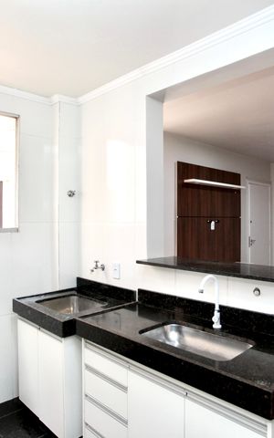 Apartamento para alugar com 45m², 2 quartos e 1 vaga Apartamento para alugar com 45m², 2 quartos e 1 vagaCozinha e Área de Serviço