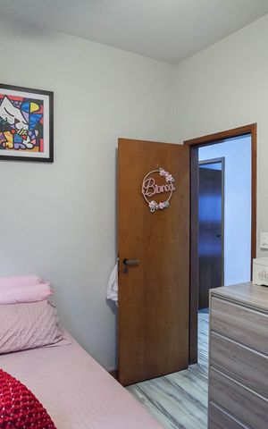 Casa à venda com 233m², 4 quartos e 2 vagas Casa à venda com 233m², 4 quartos e 2 vagasQuarto 2
