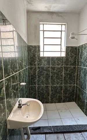 Apartamento para alugar com 80m², 2 quartos e sem vagaBanheiro