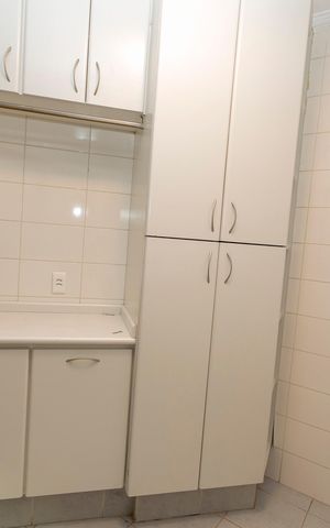 Casa de condomínio para alugar com 280m², 5 quartos e 4 vagasÁREA DE SERVIÇO