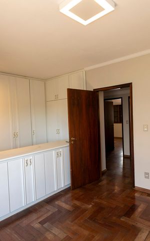 Casa de condomínio para alugar com 280m², 5 quartos e 4 vagasSUITE Nº 2 - MASTER