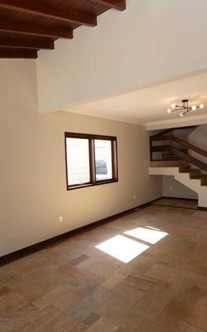 Casa de condomínio para alugar com 280m², 5 quartos e 4 vagasSALA PARA MULTIPLOS AMBIENTES