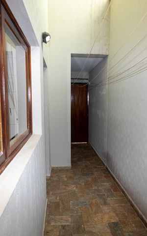 Casa de condomínio para alugar com 280m², 5 quartos e 4 vagasÁREA DE SERVIÇO
