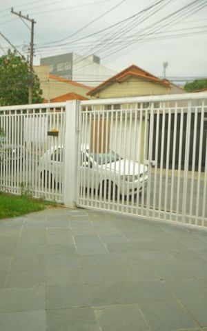 Casa para alugar com 250m², 3 quartos e 3 vagasGaragem 