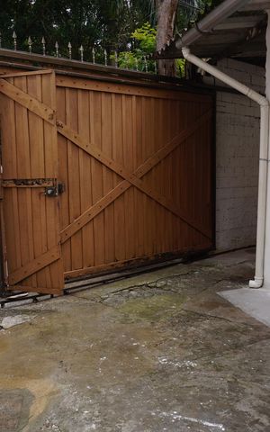 Casa para alugar com 50m², 2 quartos e 3 vagasGaragem