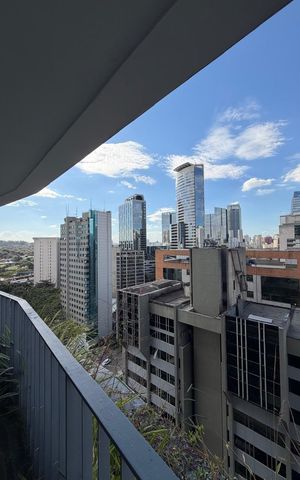 Apartamento para alugar com 114m², 2 quartos e 2 vagas Apartamento para alugar com 114m², 2 quartos e 2 vagasVaranda