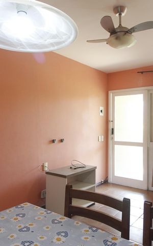 Casa de condomínio para alugar com 50m², 2 quartos e 1 vagaSala