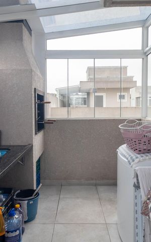 Casa de condomínio à venda com 115m², 3 quartos e 1 vaga Casa de condomínio à venda com 115m², 3 quartos e 1 vagaÁrea de Serviço