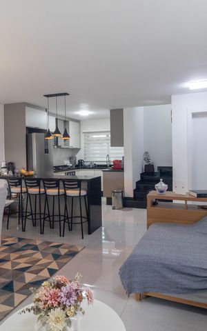 Casa de condomínio à venda com 115m², 3 quartos e 1 vaga Casa de condomínio à venda com 115m², 3 quartos e 1 vagaSala