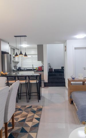 Casa de condomínio à venda com 115m², 3 quartos e 1 vaga Casa de condomínio à venda com 115m², 3 quartos e 1 vagaSala