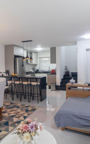 Casa de condomínio à venda com 115m², 3 quartos e 1 vaga Casa de condomínio à venda com 115m², 3 quartos e 1 vagaSala
